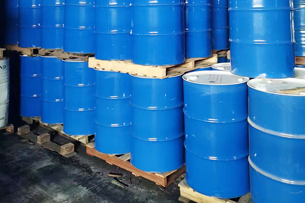 Triisopropanolamine-TIPA-220kg-drums