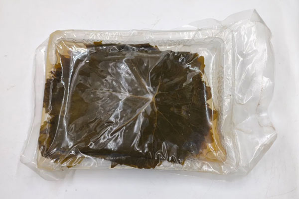 Vacuum-packed-grape-leaves